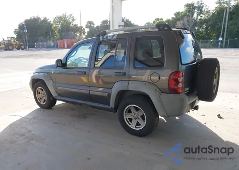 2006 Jeep Liberty Renegade из США, поврежденный, VIN 1J4GL38K46W119439
